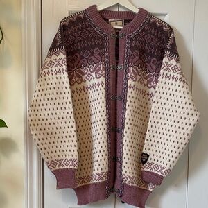 Dale of Norway Dale Classic Norwegian Knit Fair isle Cardigan pewter clasps XL